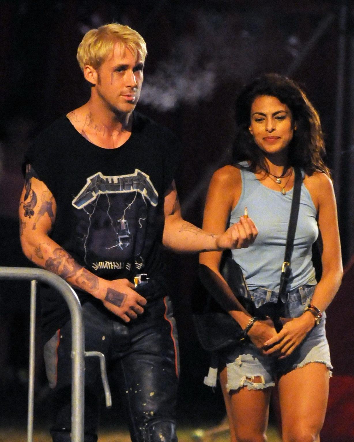 16P Eva Mendes braless showing pokies in blue tank top on 'The Place Beyond the Pine