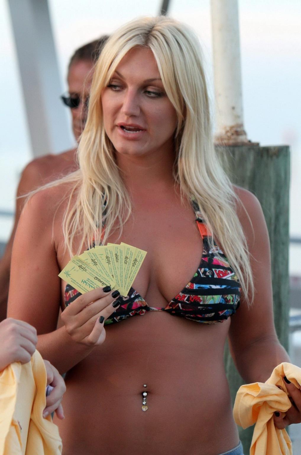 16P Brooke Hogan busty wearing bikini top  hotpants on the '2 Headed Shark Attack' s