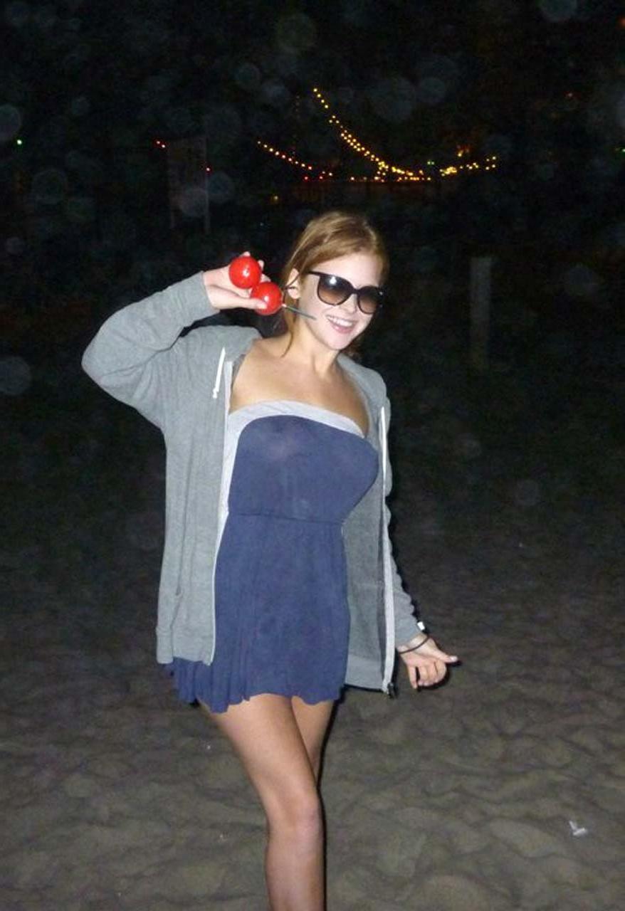 16P Renee Olstead showing her big boobs in see thru top and posing sexy with friends