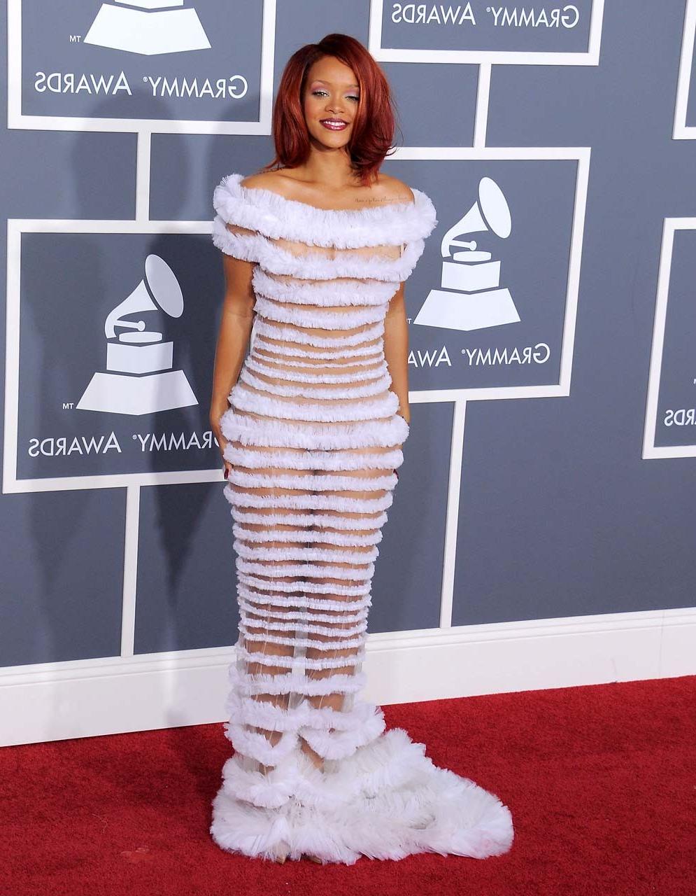 16P Rihanna exposing her sexy body and hot ass in see thru dress