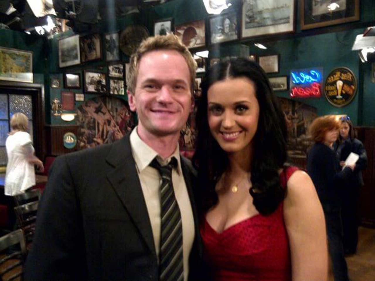 16P Katy Perry looking fucking sexy and hot on her private photos