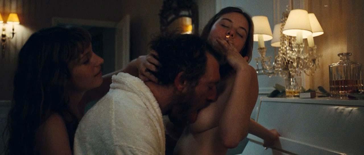 10P Camille Rowe exposing her nice big boobs and fucking hard with some guy in movie