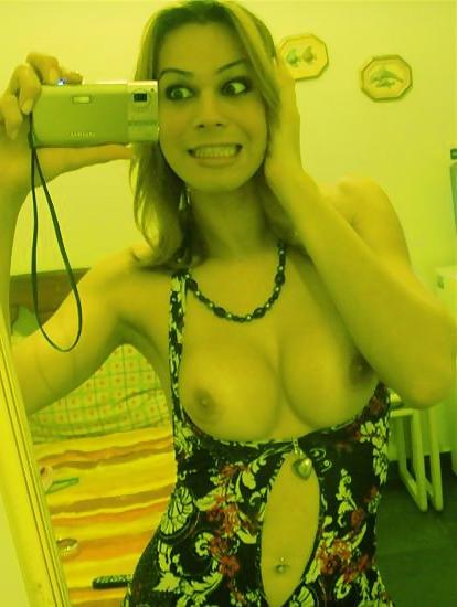 25P Shemale Self Shot3