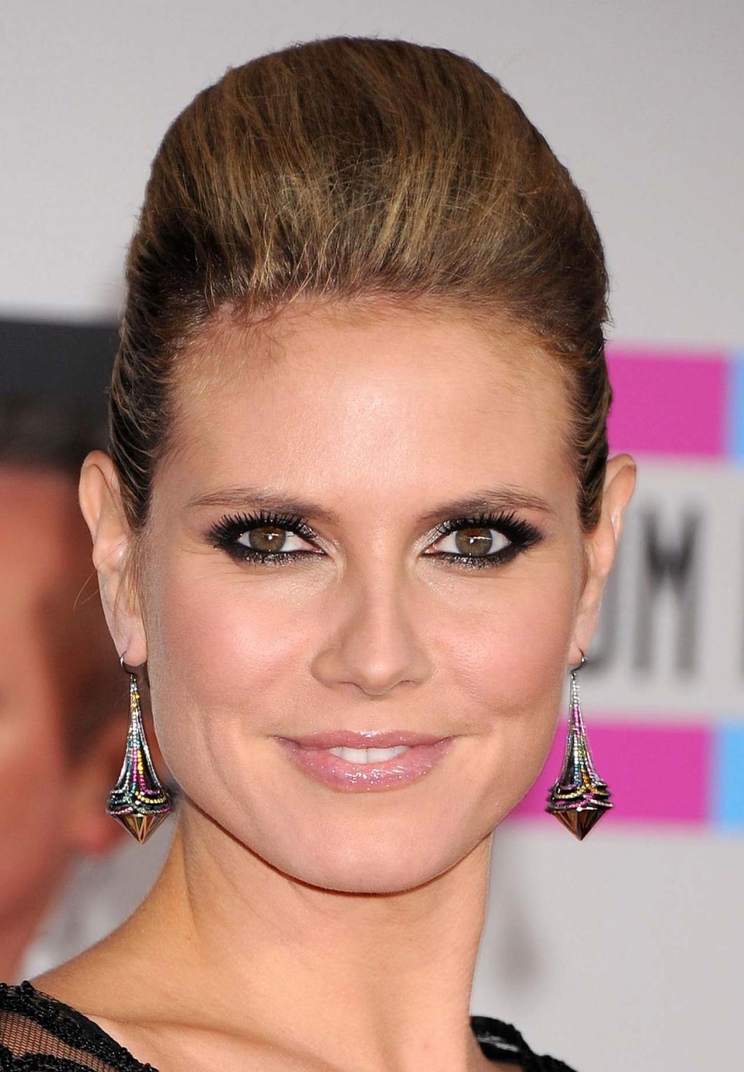 10P Heidi Klum showing panties in see thru dress and posing to paparazzi
