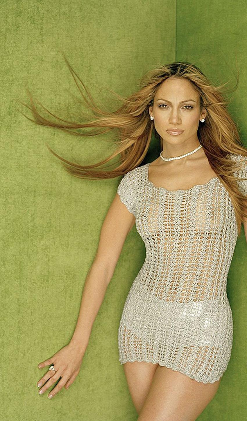 15P Jennifer Lopez see through hard nipples