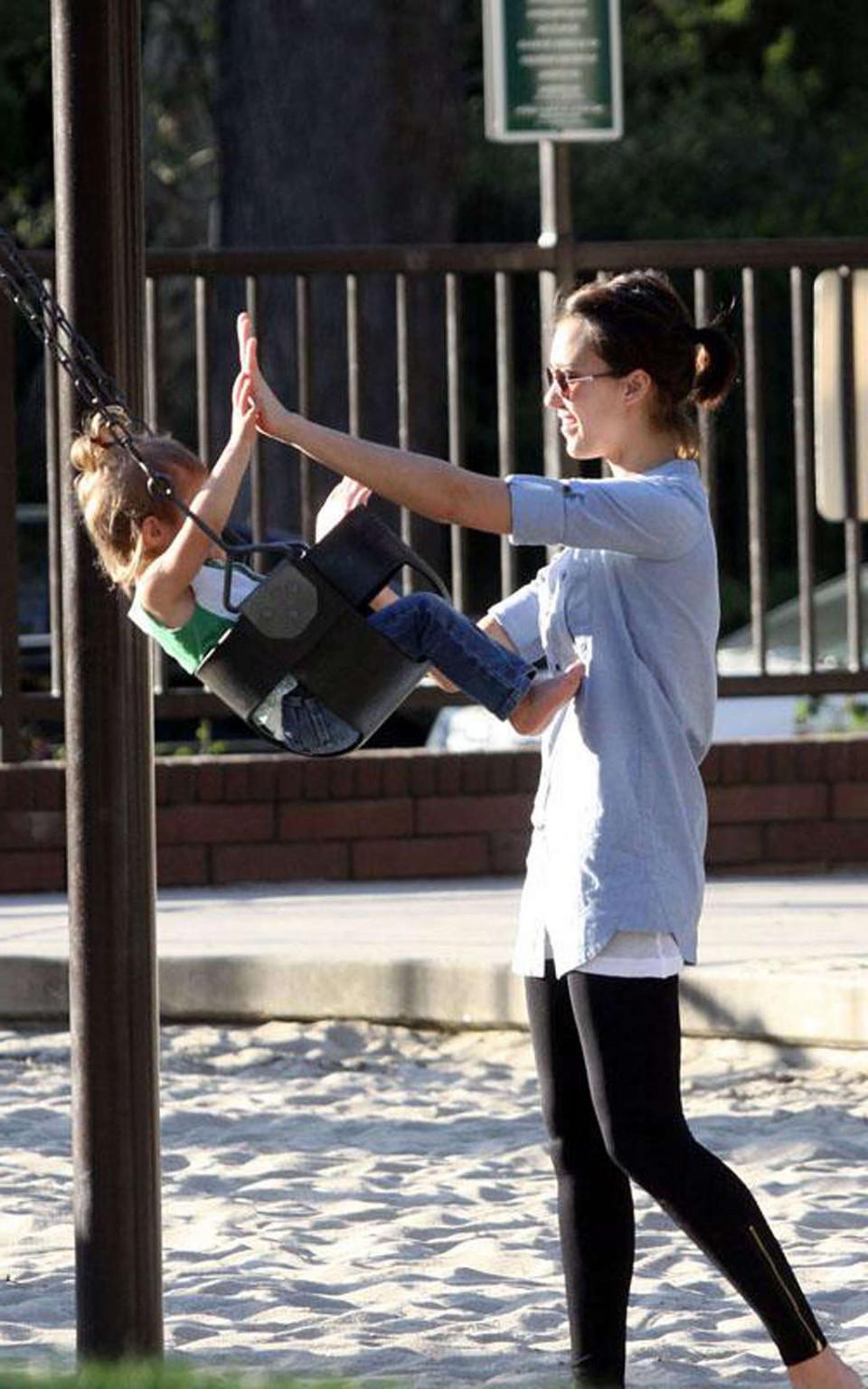 16P Jessica Alba showing her nice ass and downblouse paparazzi shoots