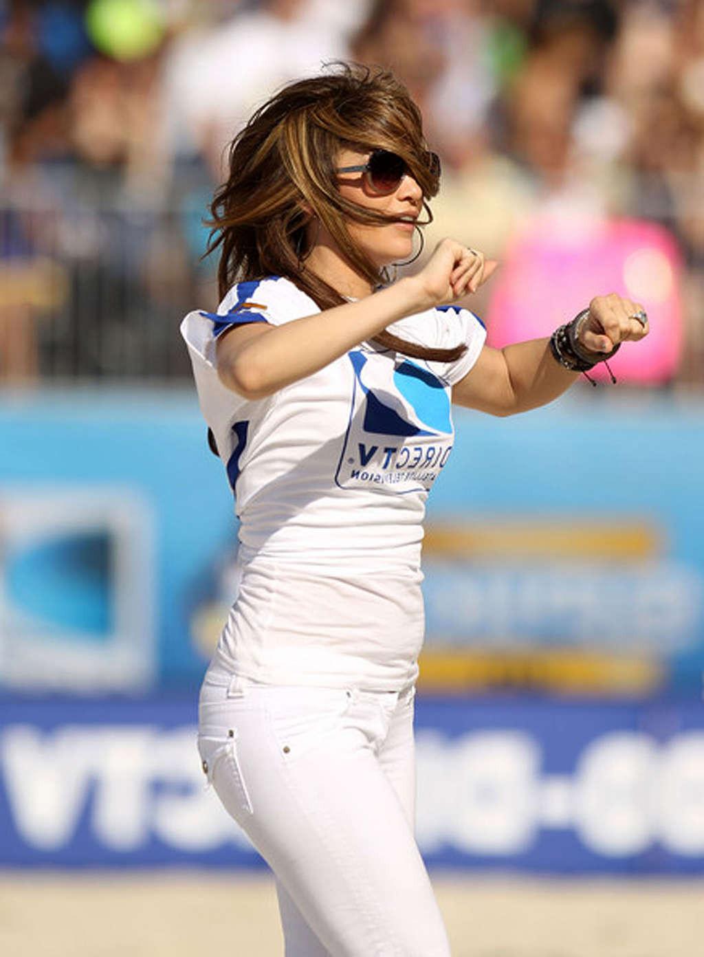 16P Jennifer Lopez leggy and in sexy outfit on stage and see thru
