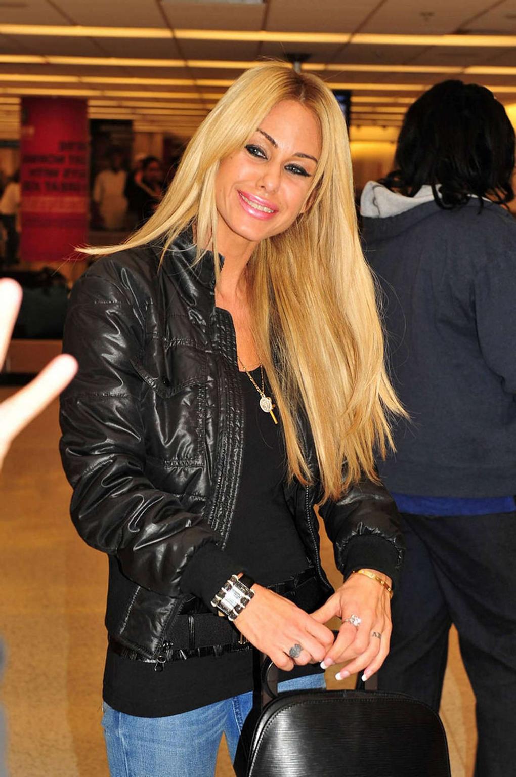 16P Shauna Sand exposing her nice big tits in see thru top