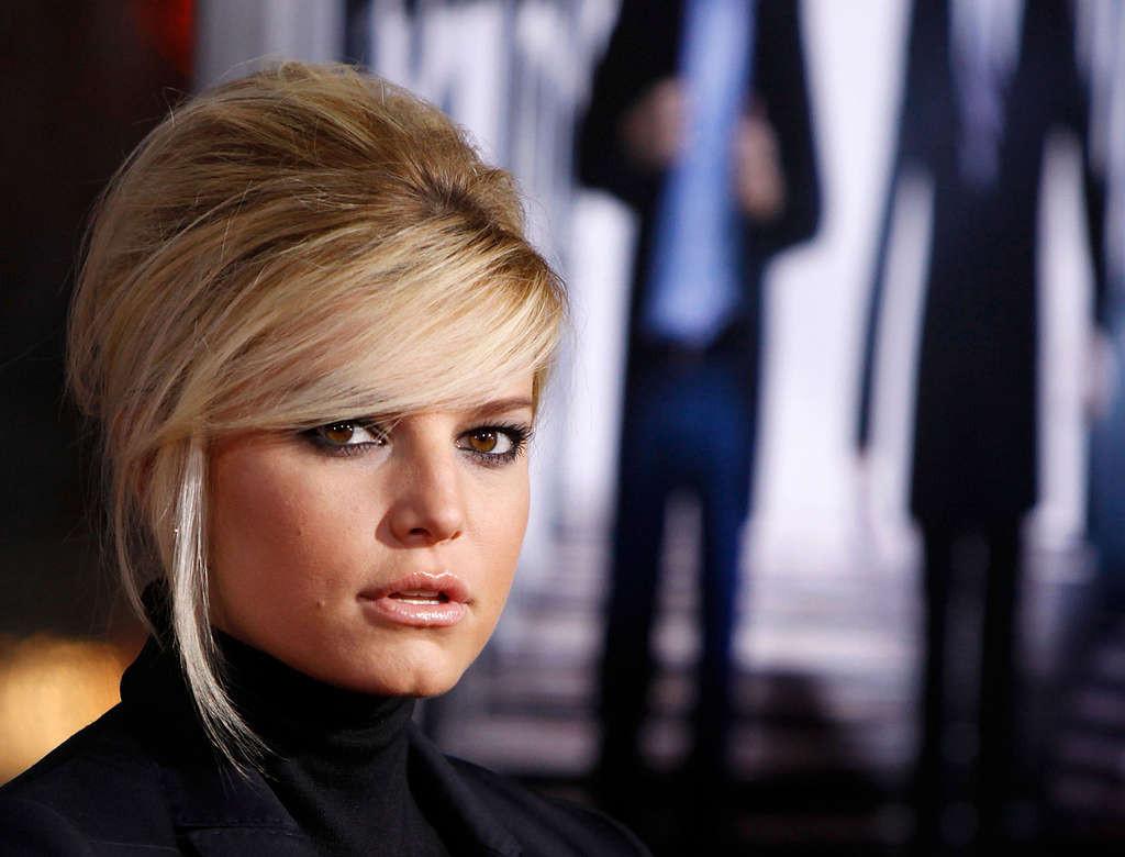 16P Jessica Simpson cleavy in see thru top and upskirt paparazzi pics