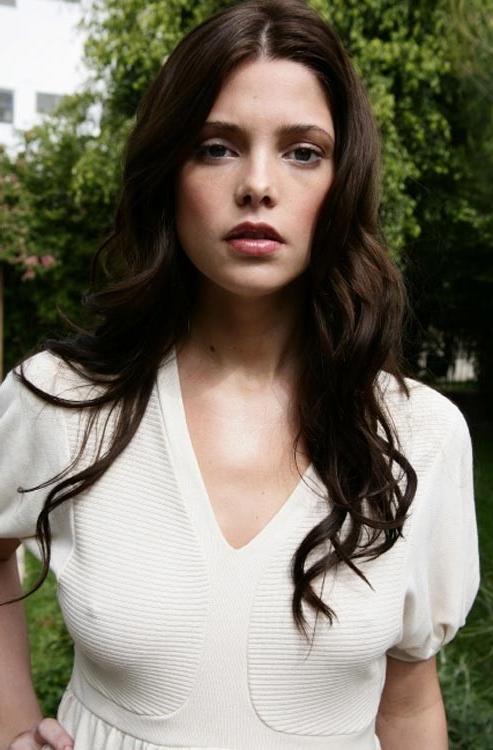 15P Ashley Greene see through awesome hard nipples