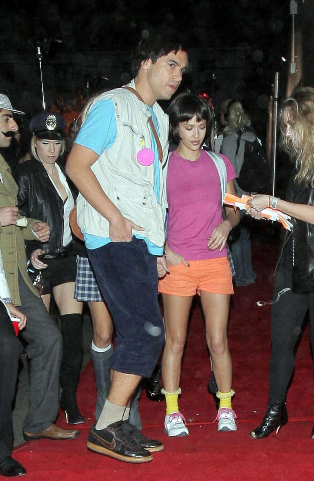 16P Jessica Alba exposing her nice big tits in see thru dress paparazzi pictures