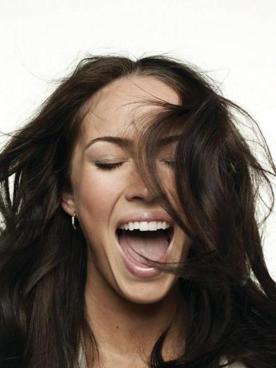 15P Megan Fox wearing nice see thru shirt