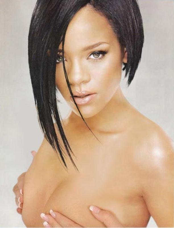 15P Rihanna upskirt and see through of her panties