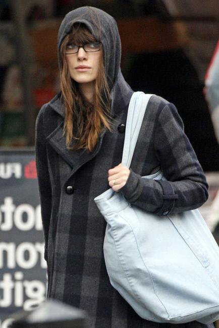 16P Keira Knightley in sexy see through wet shirt