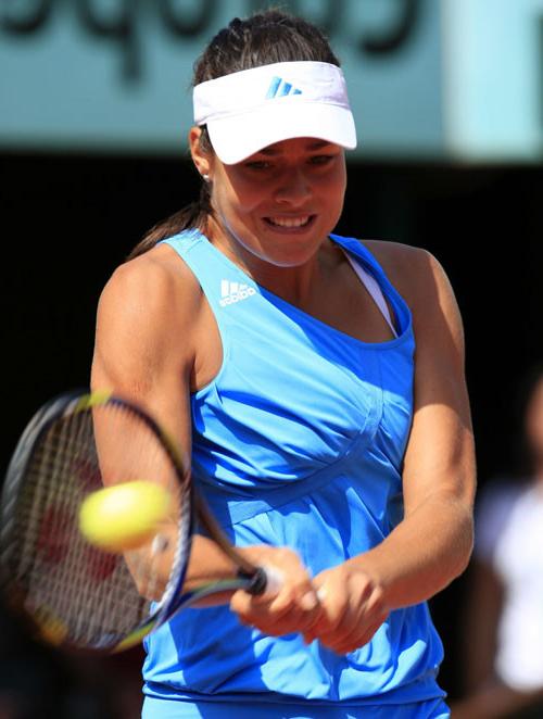 10P Ana Ivanovic downblouse and upskirt on court paparazzi pictures and posing very 