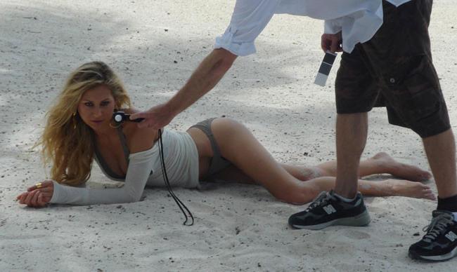 15P Anna Kournikova tattoo on her back and her ass