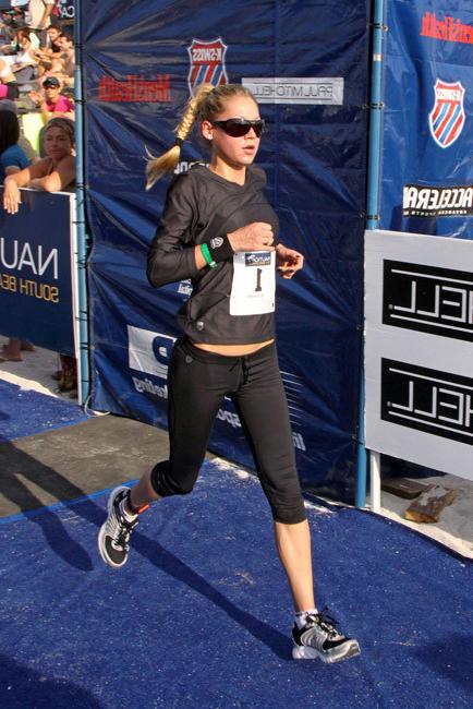 15P Anna Kournikova tattoo on her back and her ass