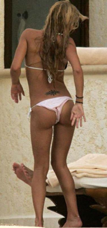 15P Celebrity Anna Kournikova perfect round ass and nude tits