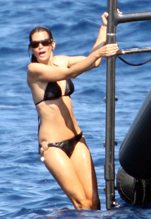 16P Cindy Crawford showing small tits in see thru