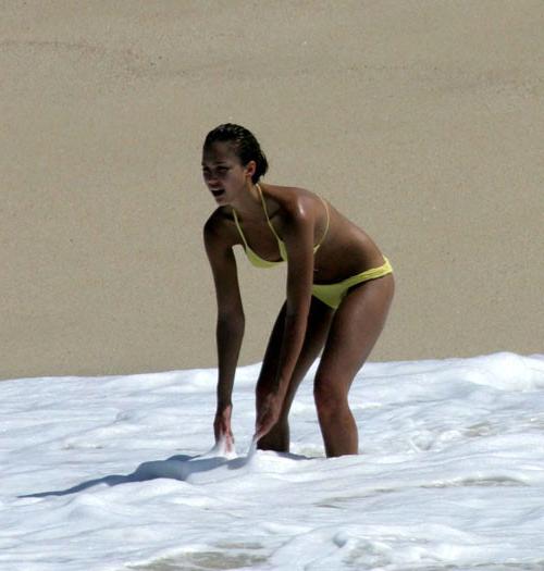 16P Jessica Alba showing her nice big tits in see thru