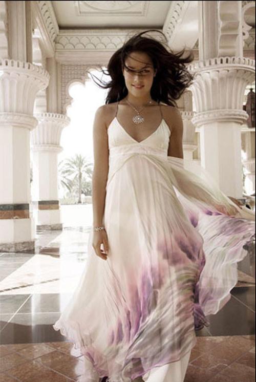16P Ana Ivanovic showing her pookies and downblouse paparazzi pics