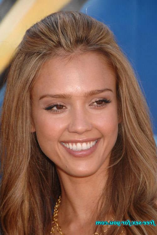 16P Jessica Alba showing her nice tits in wet see thru bikini