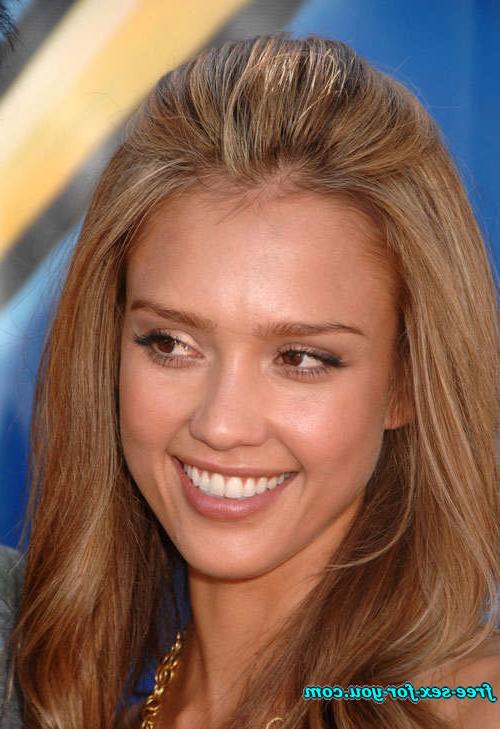 16P Jessica Alba showing her nice tits in wet see thru bikini