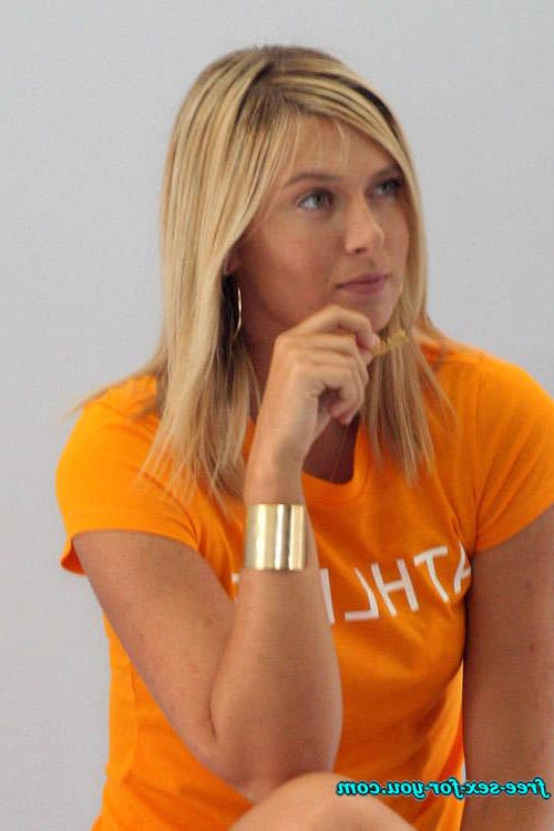 16P Maria Sharapova downblouse and upskirt paparazzi pictures