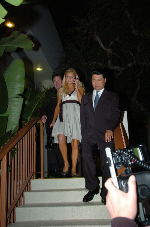 16P Paris Hilton flashing pussy and see thru dress