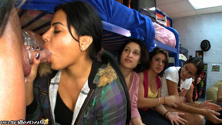 15P Horny drunk hotties sucking a huge anaconda at a sucking orgy