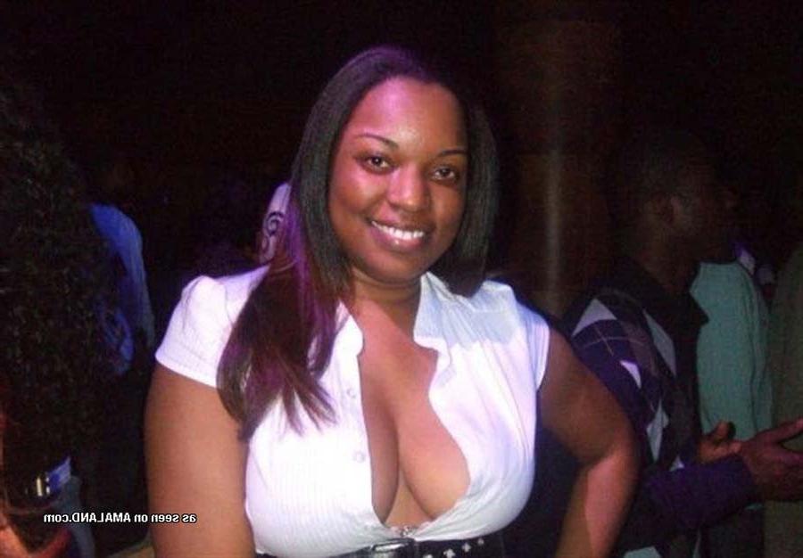 12P Delicious black busty amateur babes posing