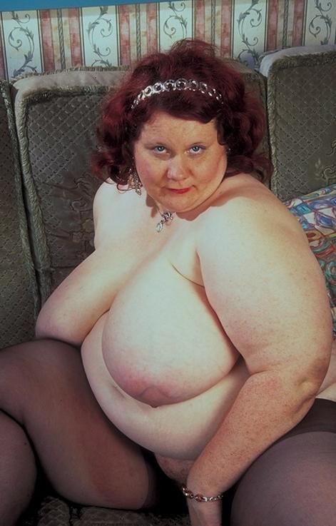 20P Horny bbw tease fondling and playing with her huge tits