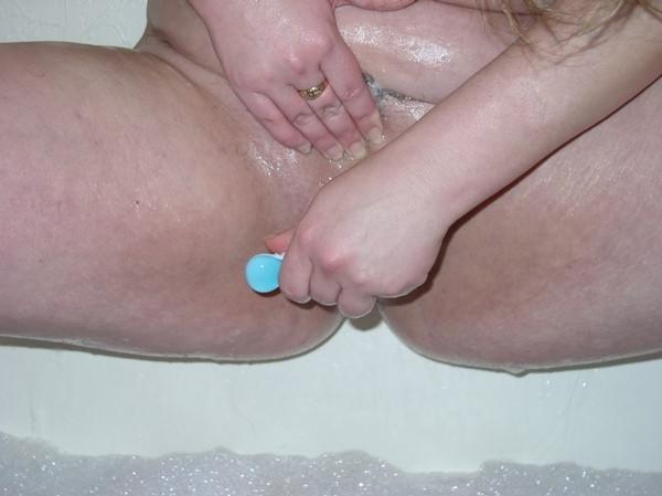 20P Big busty amateur BBW