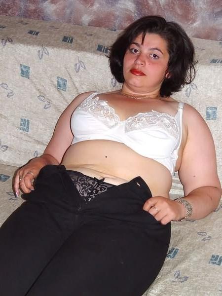 17P Shy happy plumper posing