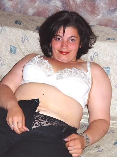 17P Shy happy plumper posing