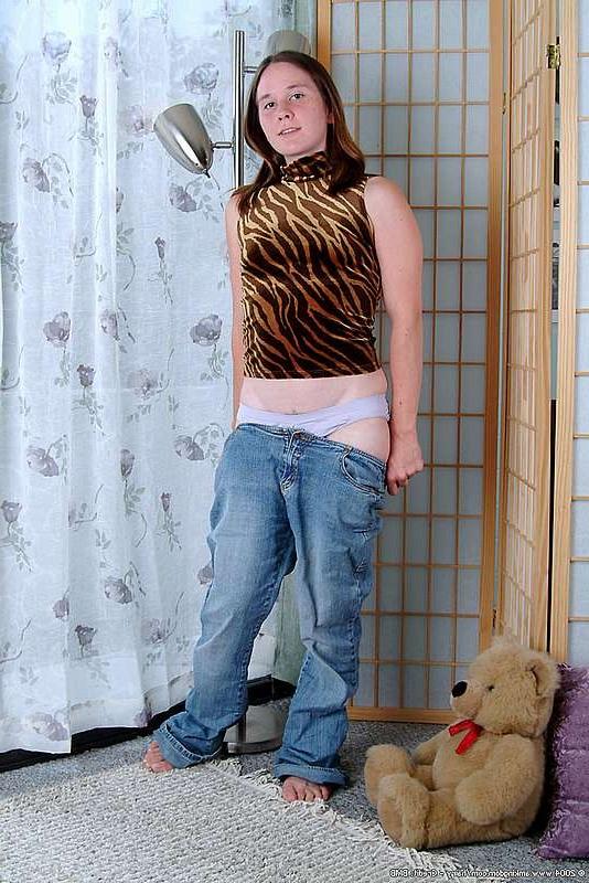 15P Flat teenager pulls her hairy fuckhole wide open
