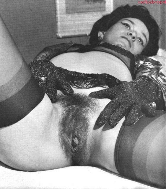 18P Assorted retro pics from 1970