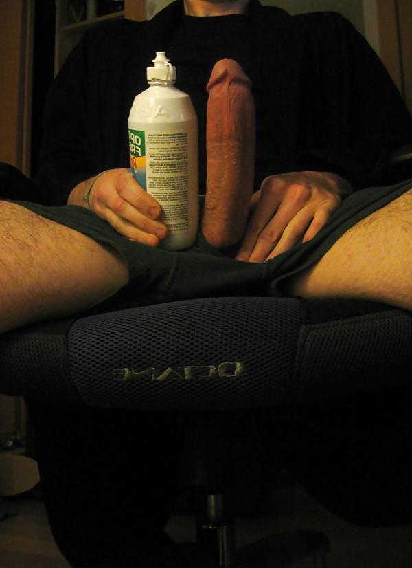 16P Real amateur guy with huge white penis