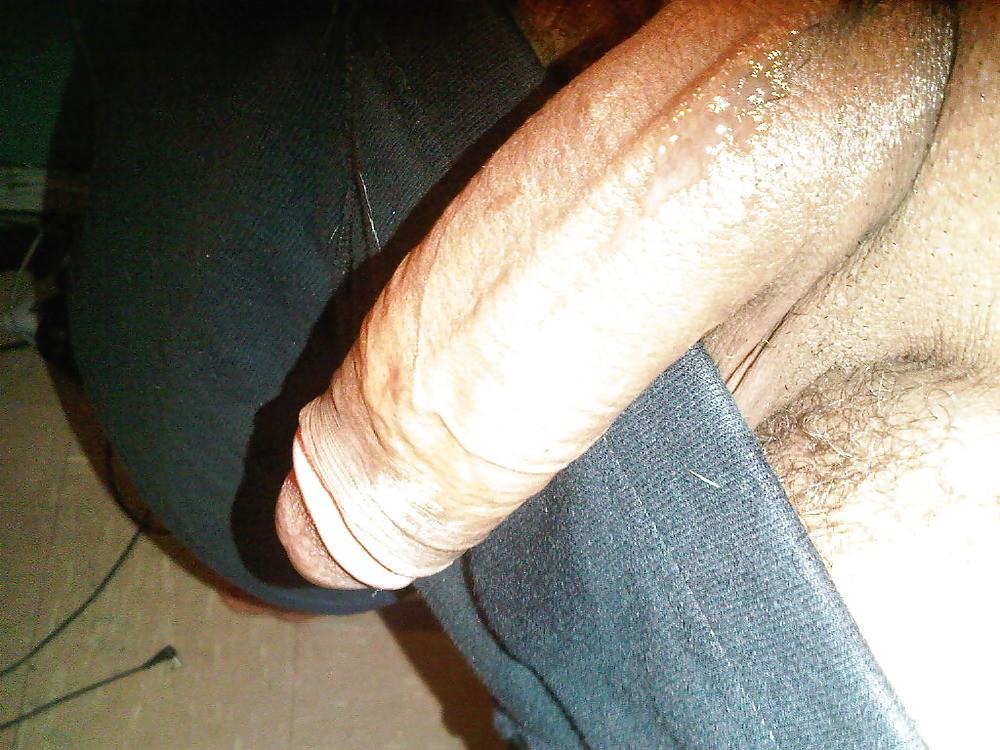 16P Real amateur guy with huge white penis