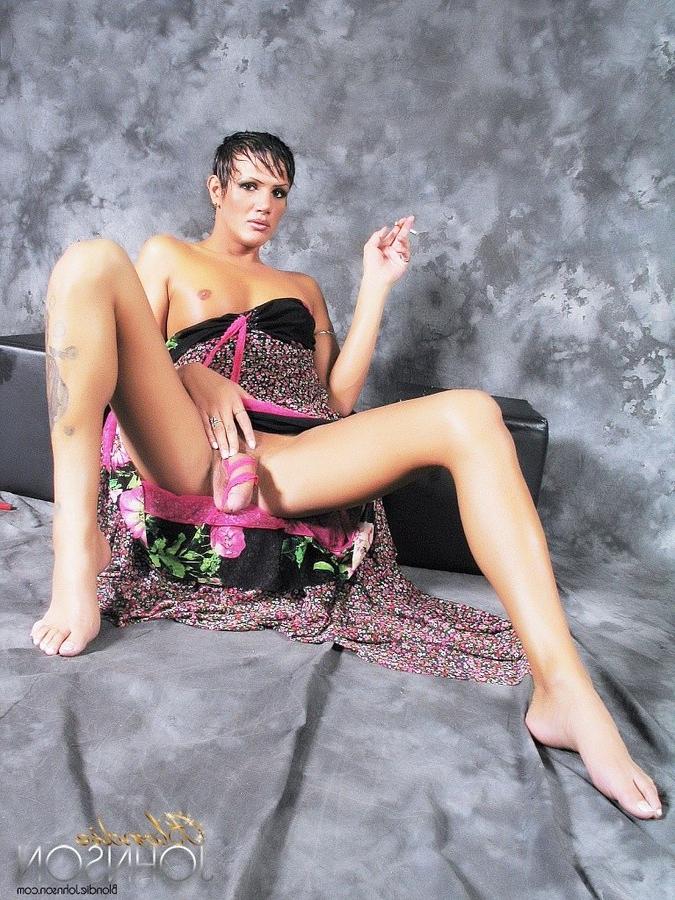 12P Smoking Blondie Johnson Working Her Dick