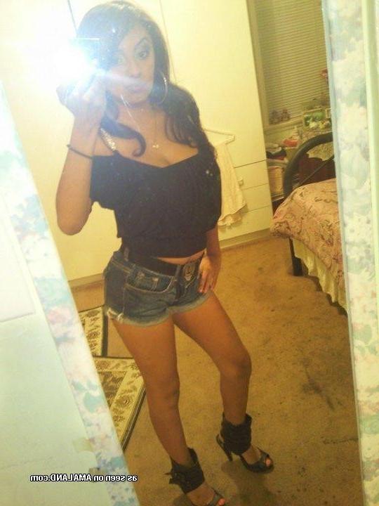 14P Compilation of an amateur petite chick in various outfits