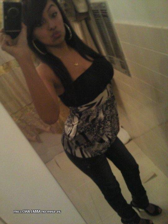 14P Compilation of an amateur petite chick in various outfits