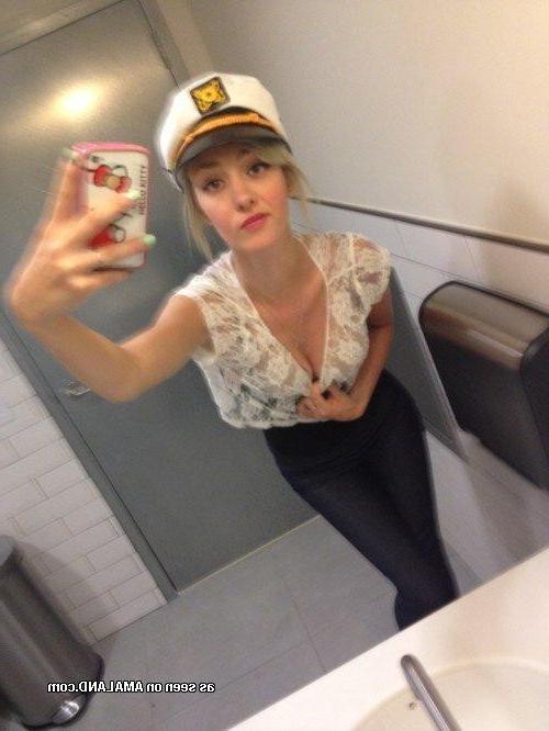 14P Compilation of gorgeous amateur teens posing sexy