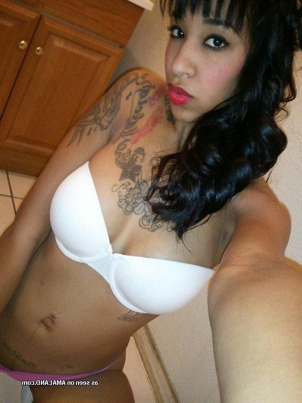 15P Compilation of a busty girlfriend camwhoring in the nude
