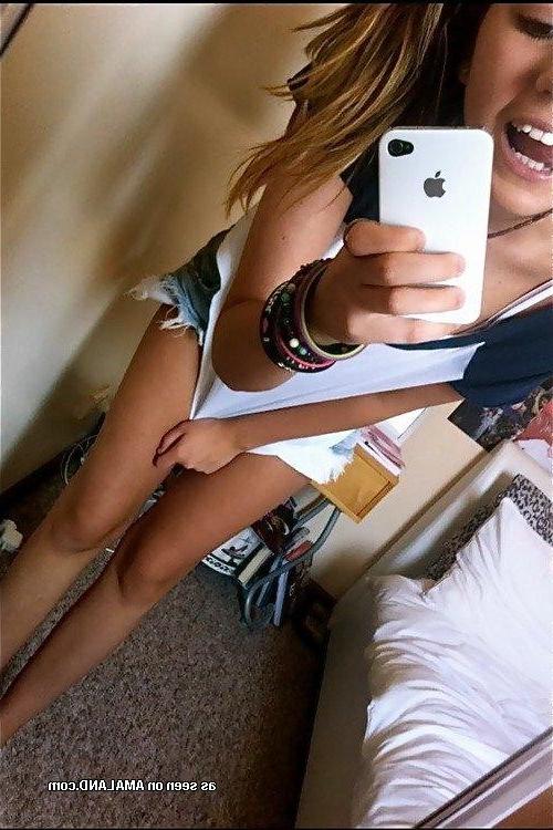 12P Compilation of amateur scene babes posing sexy on cam