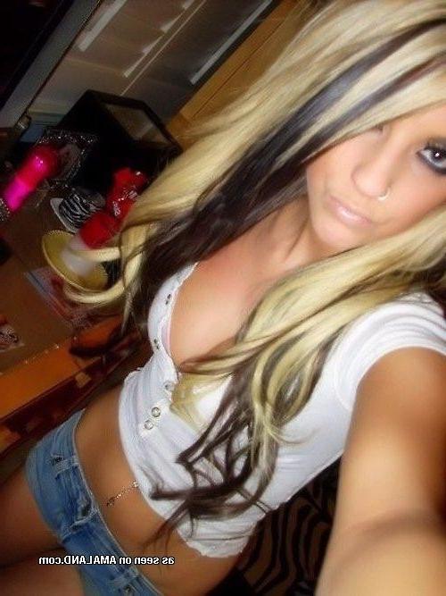 13P Compilation of amateur scene girlfriends posing on cam