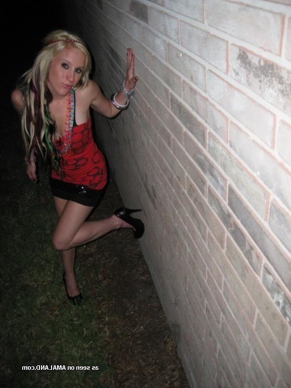 13P Compilation of an amateur punk chick posing for the cam