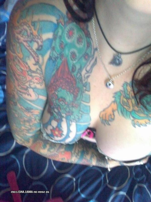 10P Compilation of amateur emo girlfriends posing for the cam