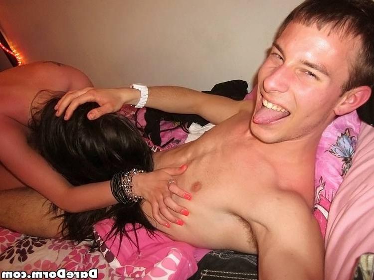 15P Real college girls fucking wild in their dorm party