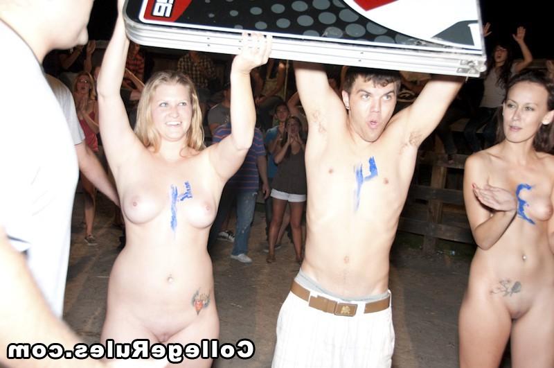 16P Crazy nude paintball party ends with a blowjob